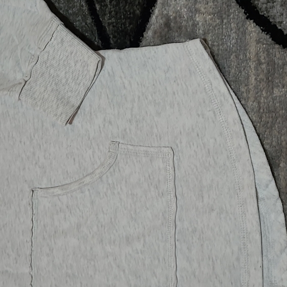 VICTORIA SECRET 2016 Oversized V-neck Drawstring Sweatshirt - Picture 8 of 15